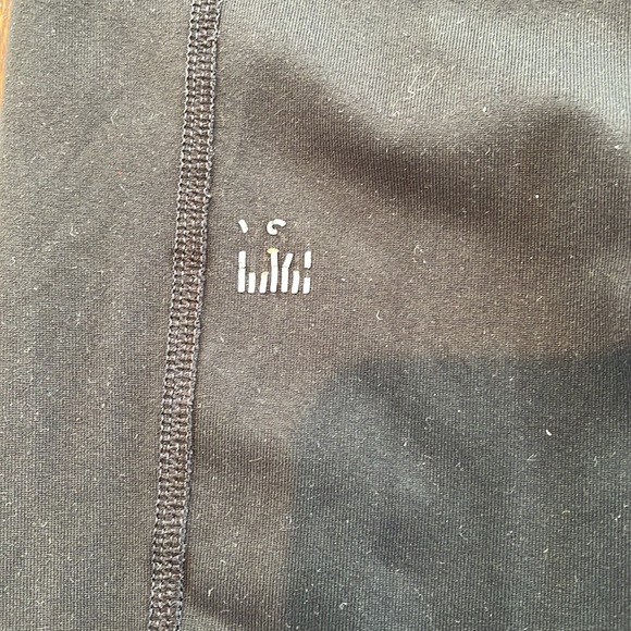 Victoria’s Secret Knockout tight black and gold size small used - Picture 3 of 3